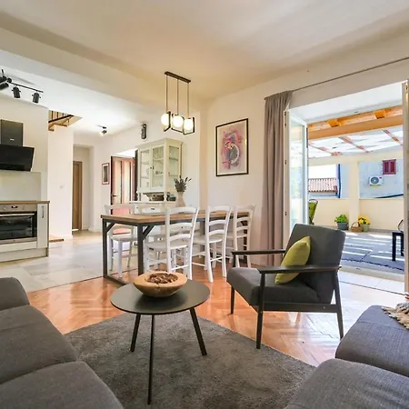 Crassula With Pool On Island Krk Kras