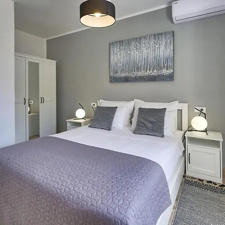 Crassula With Pool On Island Krk *